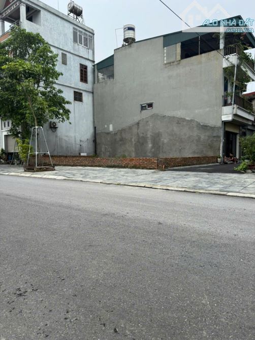 Bán 75.4m đất tổ 25 TTDA - mặt sông đào QL3 - Kinh doanh đỉnh - Lô góc - Lưu không nhiều