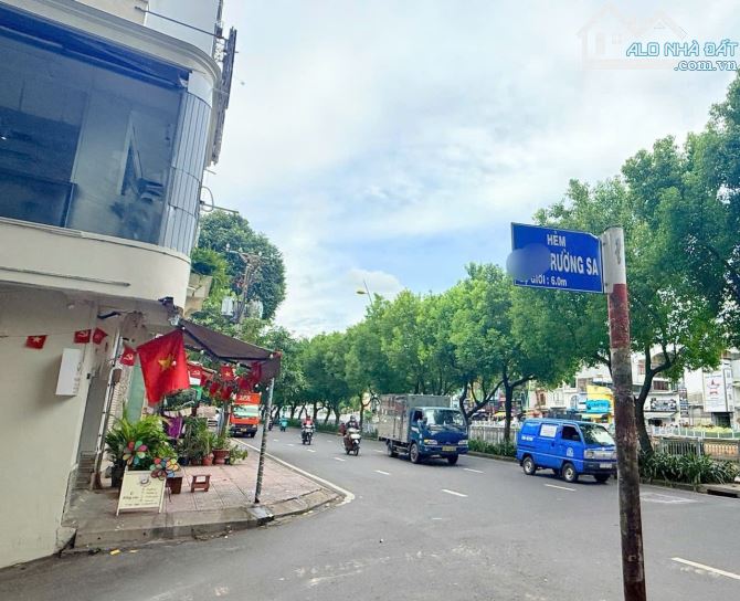 Trường Sa Phú Nhuận 86m2 5 Tầng hẻm xe tải kinh doanh 2X tỷ