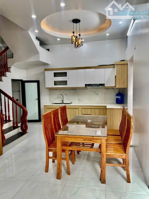 Em Công đang cần bán nhà 5t,40m tại Phan Đình Giót,HĐ,mặt ngõ chỉ nhỉnh 7t
