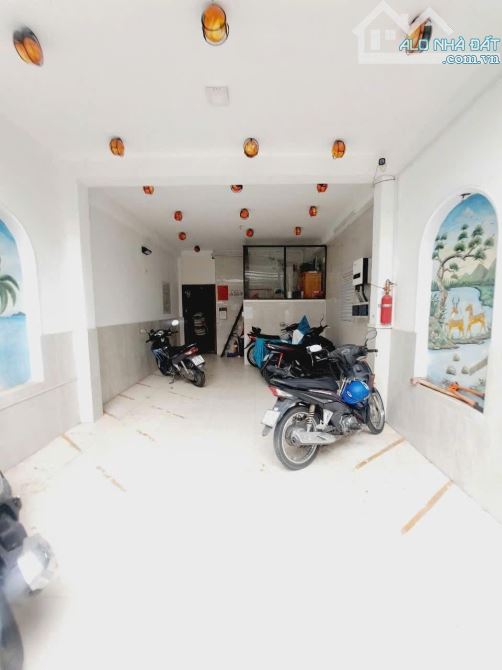 BÁN CĂN HỘ DV TÂN THỚI NHẤT Q12 - 4 TẦNG 144M2 - 10.46 TỶ.