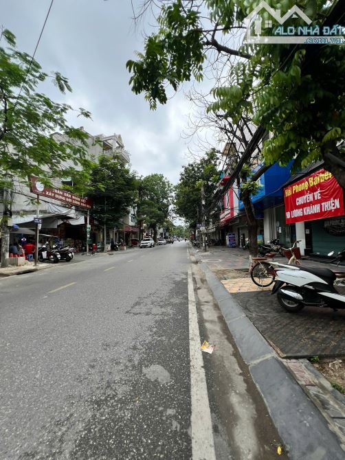 Bán căn nhà mặt đường Hoàng Minh Thảo - Lê Chân - DT 79m - Mt 5m giá bán 17,3 tỷ