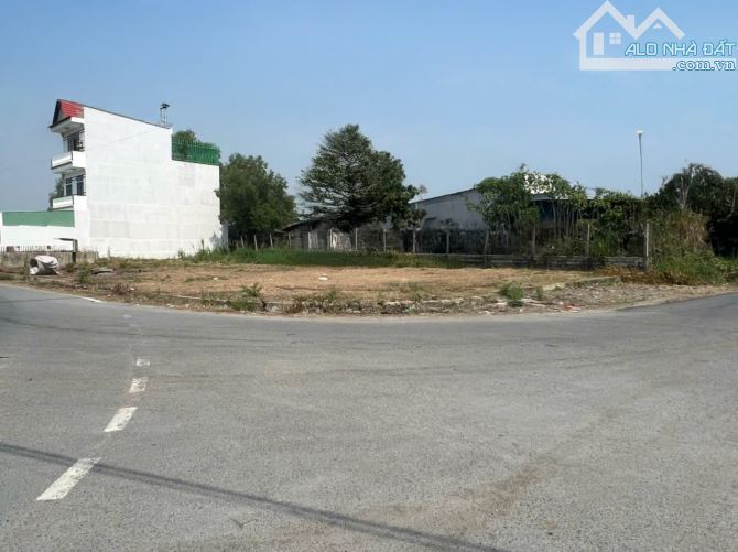Bán gấp lô đất 205m2 giá 1,1 tỷ mặt tiền Nguyễn Thị Rành, xã Nhuận Đức, Củ Chi
