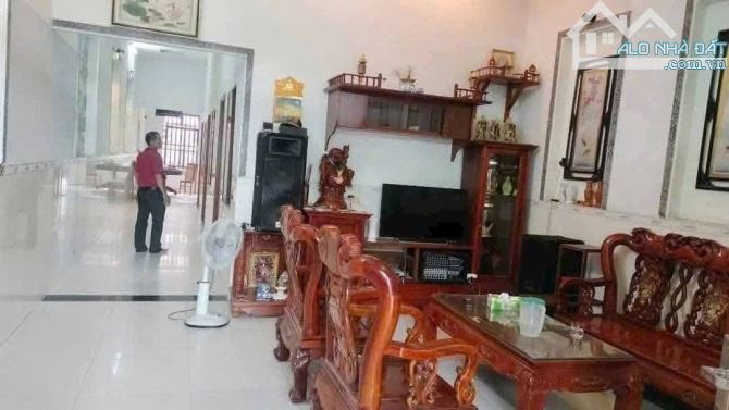 Bán nhà cấp 4 kiên cố đẹp,khu phố 5,trảng dài,gần chợ phú thọ,diện tích 152m2,giá 2,999 tỷ