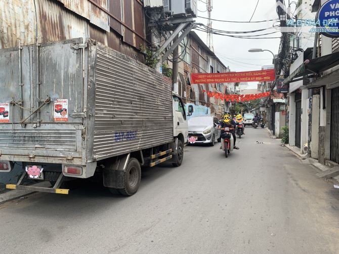 BÁN NHÀ HXH, PHAN ĐĂNG LƯU, 54m2, GIÁP HOÀNG HOA THÁM, PHƯỜNG 7, NHỈNH 4 TỶ.