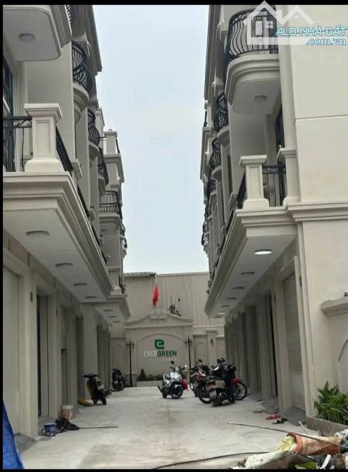 BÁN NHÀ 4 TẦNG – KHU NHÀ Ở CAO CẤP EVERGREEN HOMES, TRẦN NHÂN TÔNG, KIẾN AN. Giá 3,45 tỷ