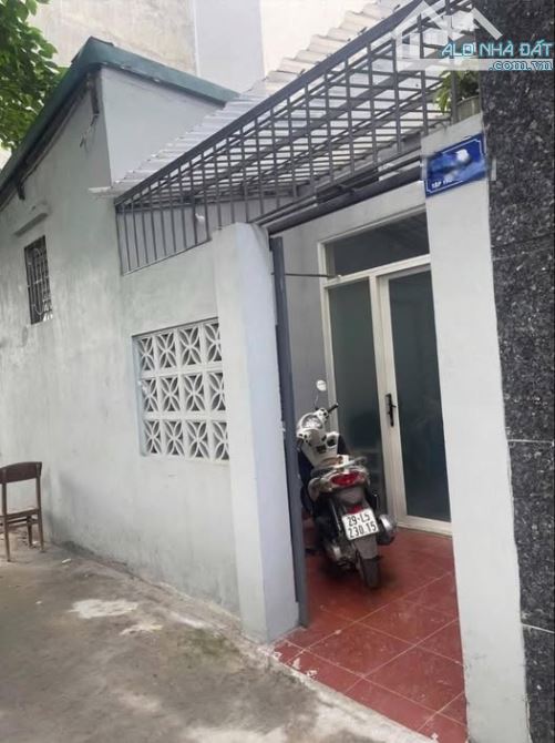 Cho thuê nhà C4 mới cứng siêu đẹp ở Ngọc Hà vào ở ngày, độc lấp