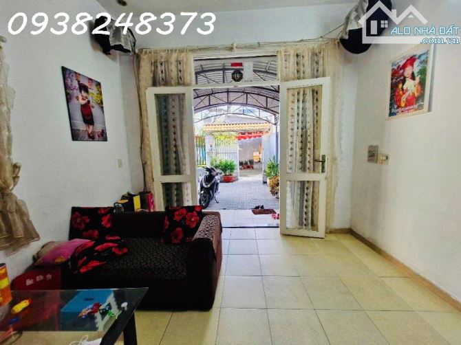 BÁN NHÀ 3 TẦNG – 75m² – HẺM XE 16 CHỖ – BÌNH TRƯNG ĐÔNG, Q2 – GIÁ 7.5 TỶ TL