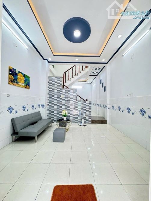 NHÀ MỚI 2 TẦNG BTCT 4X13M – LÊ VĂN QUỚI - HẺM XE HƠI THÔNG - HƠN 4 TỶ TL