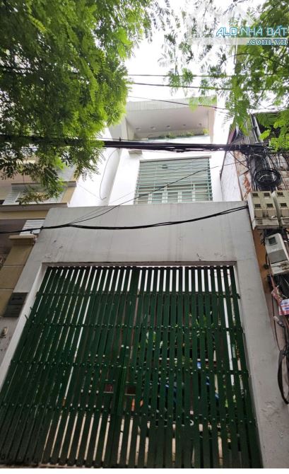 Cho thuê nhà Tân Xuân 210m2 x 3,5 tầng, oto để trong nhà ở làm VP, bán online