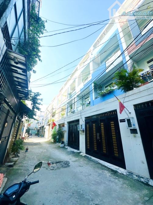BÁN NHÀ LINH ĐÔNG – HẺM XE HƠI – KHU PHÂN LÔ ĐỒNG BỘ – 4 TẦNG – CHỈ 5,9 TỶ 📍 Đường Số 22,