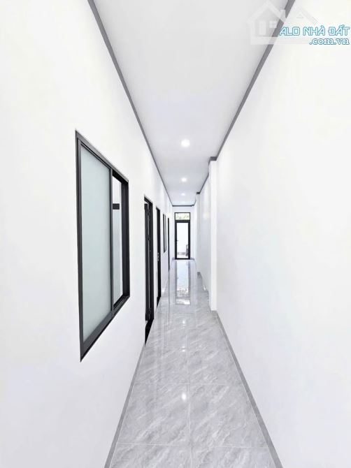 Bán nhà chính chủ cách cây xăng Thanh Phú chỉ 200m - Giá 1,8