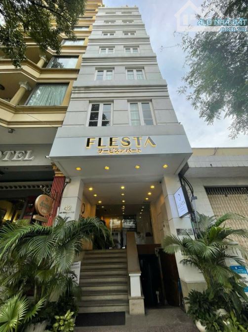 Khách sạn - Mặt tiền LÊ THÁNH TÔN, P. Bến Nghé, Q.1 - DT: 4,4m x 21m - Giá: 115 Tỷ
