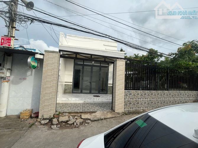 BÁN NHÀ GÓC 2 MẶT TIỀN TÔ VĨNH DIỆN CÁCH ĐH FPT 2KM