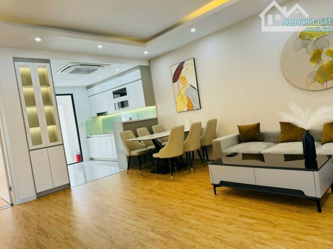 Bán Căn Hộ Sudico Mỹ Đình DT 152m 4PN Full NT SĐCC giá 59tr/m ở luôn hướng ĐN