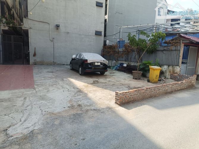 Bán đất Phương Canh ô tô đỗ cửa 90m2 mặt tiền 8,3m 15,8 tỷ