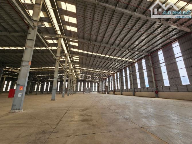 Cho Thuê kho Xưởng mới Cụm CN Cần Đước, Long An , DT:3.000m2 – 5.000m2