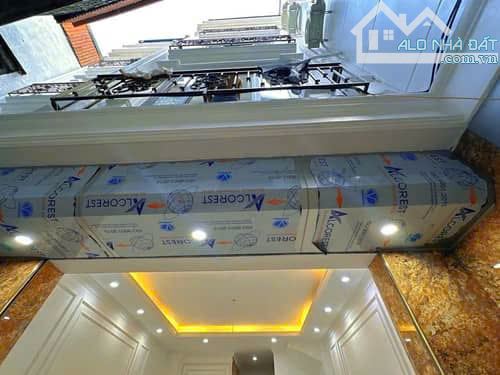 PHÁO ĐÀI LÁNG - ĐỐNG ĐA - 40m2 - 6 tầng thang máy - nhà mới sẵn sàng bàn giao - 10.5 tỷ