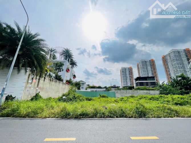Đất BT đẹp view trực diện SÔNG & CÔNG VIÊN. Ngay sát TT THỦ THIÊM. DT 300m2- 69 tỷ TL