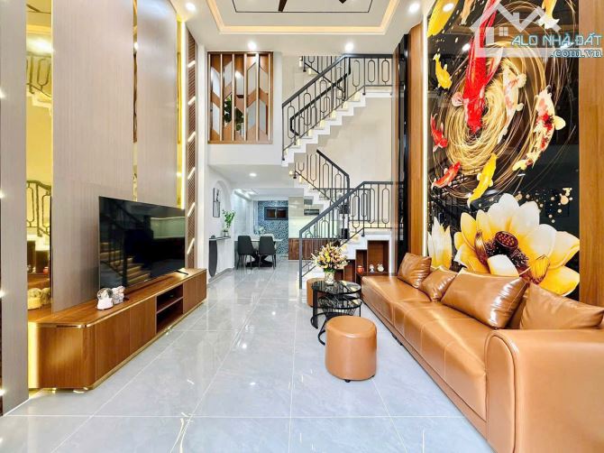 SIÊU PHẨM - NHÀ MỚI ! MTNB 10M đường 3/2, P.Diên Hồng | DT:  5x19m | Hầm + 6 Tầng |