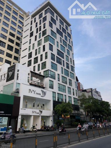 Siêu hiếm bán khách sạn cao cấp ngay Bùi Thị Xuân, Quận 1 - DT: 7x24m - 9 tầng - HĐT 300 t