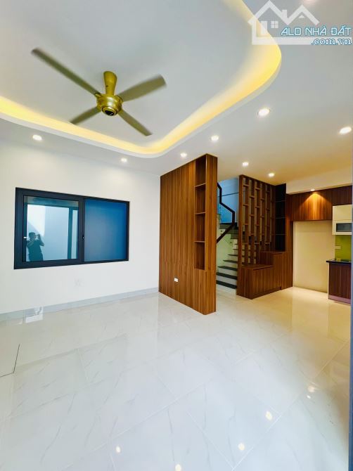 LẠC LONG QUÂN - 71Mx5 TẦNG - 3 MẶT THOÁNG - GẦN ÔTÔ - 11.49 TỶ