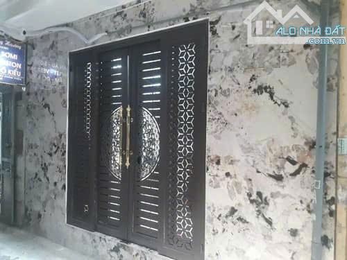 Phố Chợ Khâm Thiên - Đống Đa- Hà Nội - 30m2 - 5 tầng - 9 tỷ