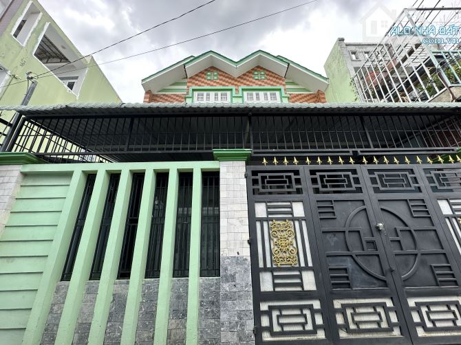 BÁN NHÀ HÓC MÔN – 115M² – 1 TRỆT 1 LẦU – 6 PHÒNG NGỦ – HẺM XE HƠI