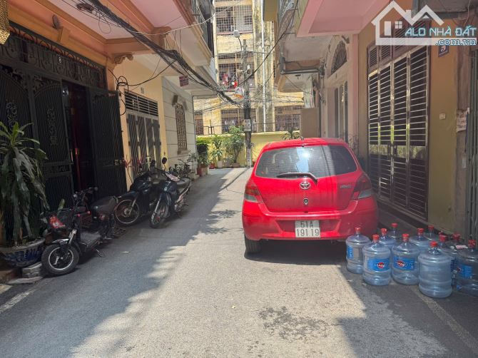 bán nhà Nguyễn Chí Thanh, Ba Đình gara ô tô vào nhà sát phố sổ vuông phân khúc 15 tỷ