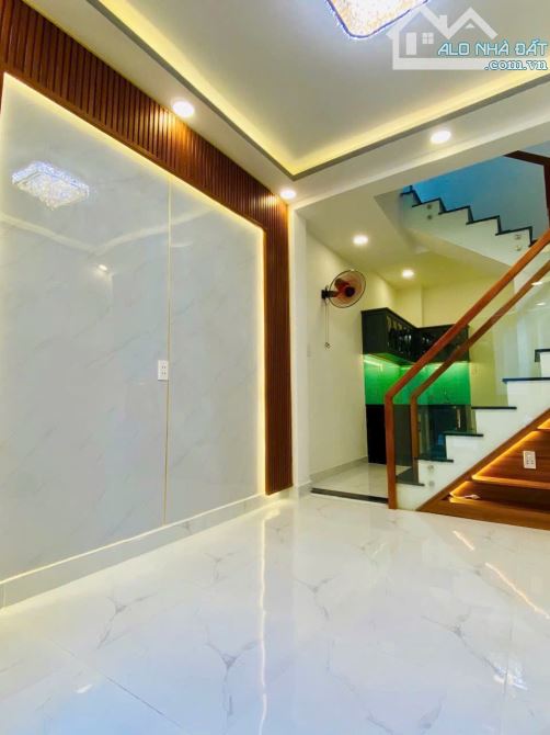 🌹NHÀ ĐẸP NGUYỄN THỊ TẦN, SÁT CHỢ RẠCH ÔNG P2 Q8 - CHỈ CẦN XÁCH VALI VÔ Ở - SỔ HỒNG RIÊNG