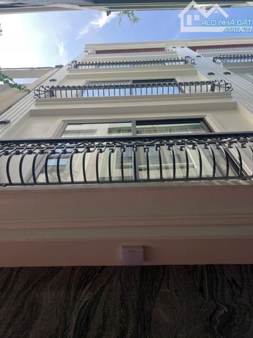 Bán nhà Sài Đồng, Long Biên , dân xây, ngõ nông rộng 46m2 nhỉnh 7 tỷ