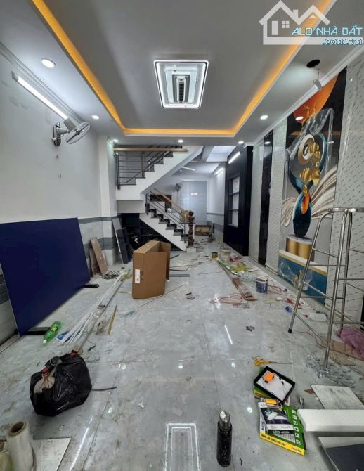 Bán căn nhà THỚI AN 20, Q12. 2tầng, 52m2, HẺM XE HƠI, mới đẹp,chỉ 4ty550