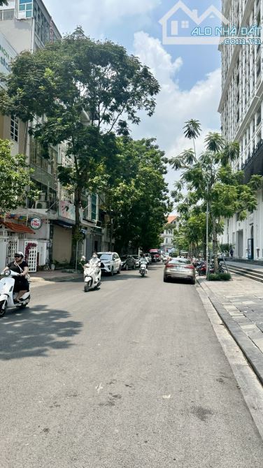 TUYỆT ĐỈNH DÂN XÂY - MỸ ĐÌNH - LÔ GÓC 2 MẶT NGÕ - Ô TÔ ĐỖ CỬA - VÀI BƯỚC RA ĐƯỜNG LỚN - 5T