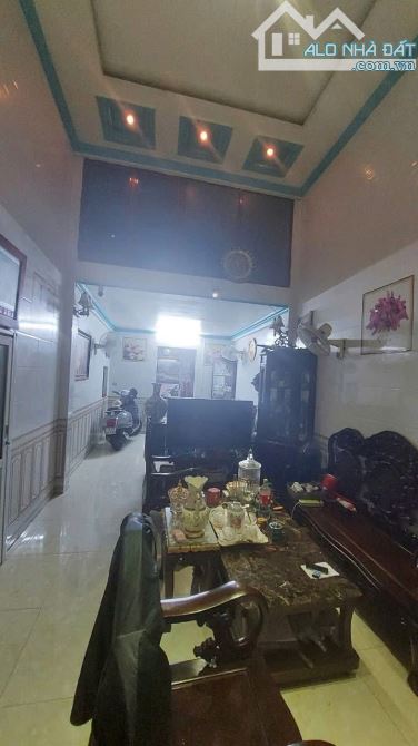 🏢 Siêu phẩm nhà mặt đường Đội Cấn Lê Lợi Ngô Quyền