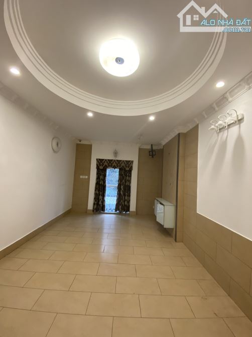 NHÀ 4 LẦU 4M X 12M CHO THUÊ NGAY TT QUẬN 10