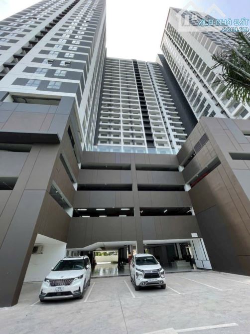 Bán gấp căn hộ New Lavida Dĩ An gần Vincom 59m2 căn góc giá 1.8 tỷ nhà mới ở ngay