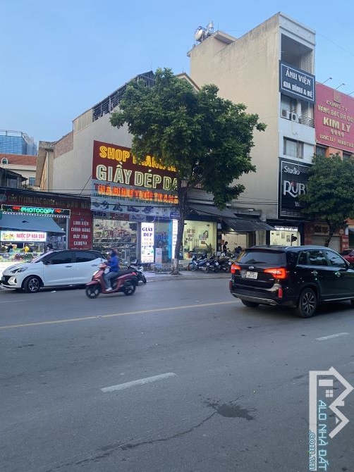BÁN NHÀ 4 TẦNG TRUNG TÂM NGÃ TƯ THỊ TRẤN CHỜ, YÊN PHONG, BẮC NINH - 100M2 - 10 TỶ