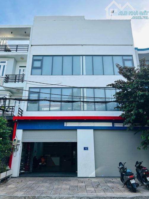 Tòa nhà 10x20. 4 Tâng Khu Tên Lửa, Tân Tạo Bình Tân.  18,5 tỷ