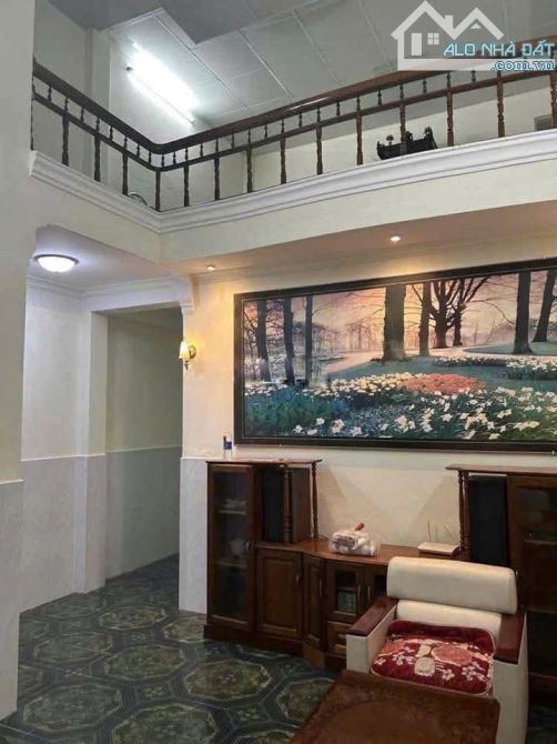 Cho Thuê Nhà 2 tầng Kiệt Oto Núi Thành, Hải Châu