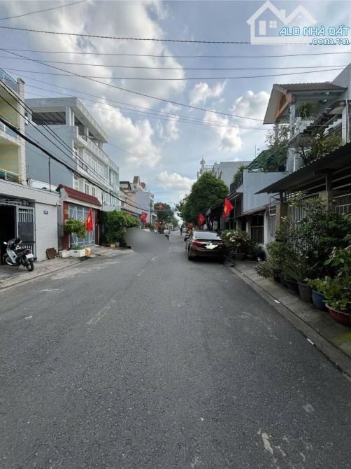 NHÀ MẶT TIỀN KINH DOANH NGUYỄN THỊ THỚI Q12 - 140M2 ( 5.1M X 28M) - 8.45 TỶ.