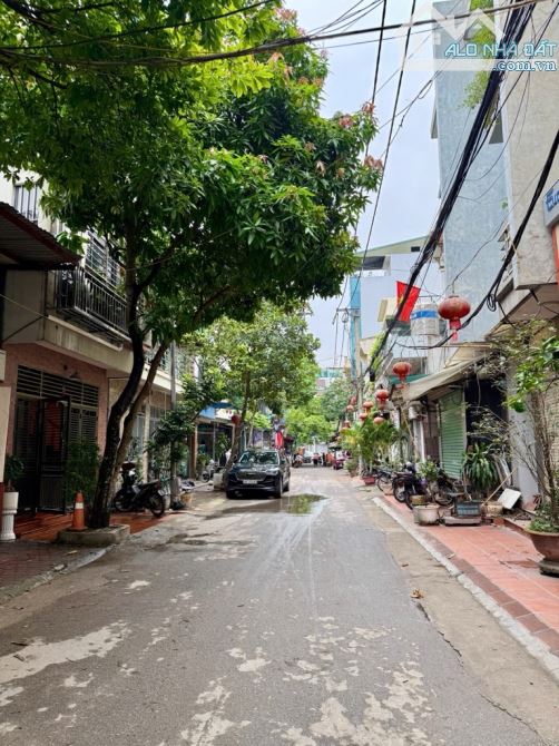 Vũ văn cẩn 60m2 5 tầng thang máy full nội thất ô tô vào nhà