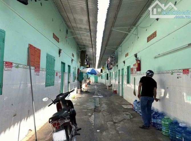 Gửi Bán Gấp Dãy Trọ 12 Phòng Full Khách ở KCN Trảng Bàng– Giá 800 Triệu – SHR