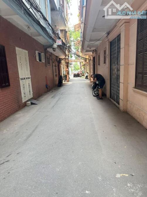 Bán nhà Thanh Xuân, bagac đỗ cửa, 10m ra ô tô tránh, full nội thất, 7.15 tỷ