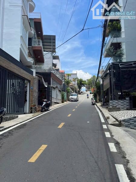 🏠 BÁN NHÀ NGAY TRUNG TÂM – PHÙ ĐỔNG THIÊN VƯƠNG, P. LÂM VIÊN, ĐÀ LẠT