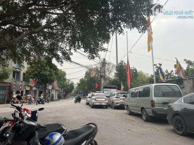 BÁN ĐẤT VÂN NỘI, TẶNG NHÀ CẤP 4. ĐƯỜNG THÔNG, OTO TRÁNH, GẦN CẦU NHẬT TÂN.