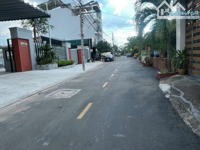 Đất Khu nhà ở sinh viên ĐH Nguyễn Tất Thành 5x16 Full 80m2 chỉ 5,4 tỷ