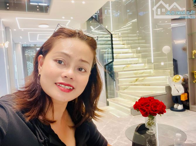 4X25 4TẦNG 6PHÒNG NGỦ HẺM THÔNG CHƯA QUA ĐẦU TƯ NGAY CHỢ GV 8TỶ