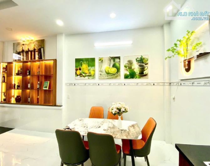 Bán nhà 1/ Trần Thị Cờ Q12, HẺM XE HƠI _ 3 tầng _ TẶNG FULL nội thất _ giá 5ty490