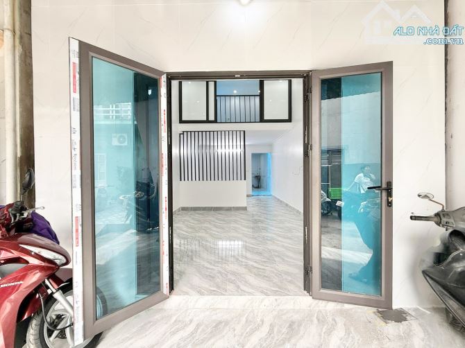 Bán nhà 2 tầng 56,7m2 tại tuyến 2 Đường Trương Văn Lực, Quỳnh Cư, Hồng Bàng giá 1,55 tỷ