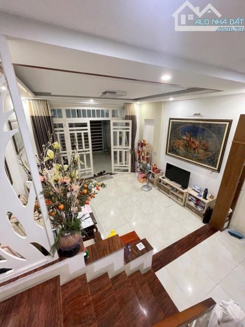Nhà Đẹp Ngay Trung Tâm Q7 - 85M2 Hoàn Công - Nguyễn Thị Thập - 8.x Tỷ