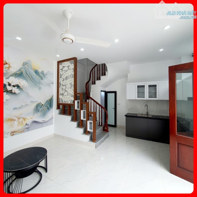 Nhà Yên Vĩnh, 1 nhà ra đường thông, ô tô qua lại, hàng xóm khu đô thị Hinode, 30m2